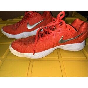 NIKE Hyperdunk Sneakers 2017 Women’s Size 8  Low Top 897812-800 Orange Shoes